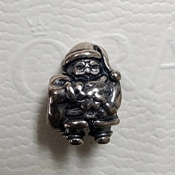 Pandora Santa Claus Charm - Picture 5 of 12